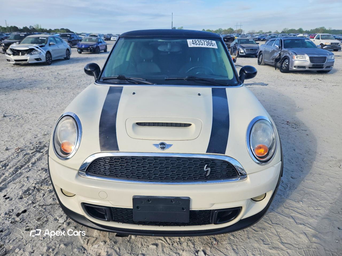 MINI Cooper 2012