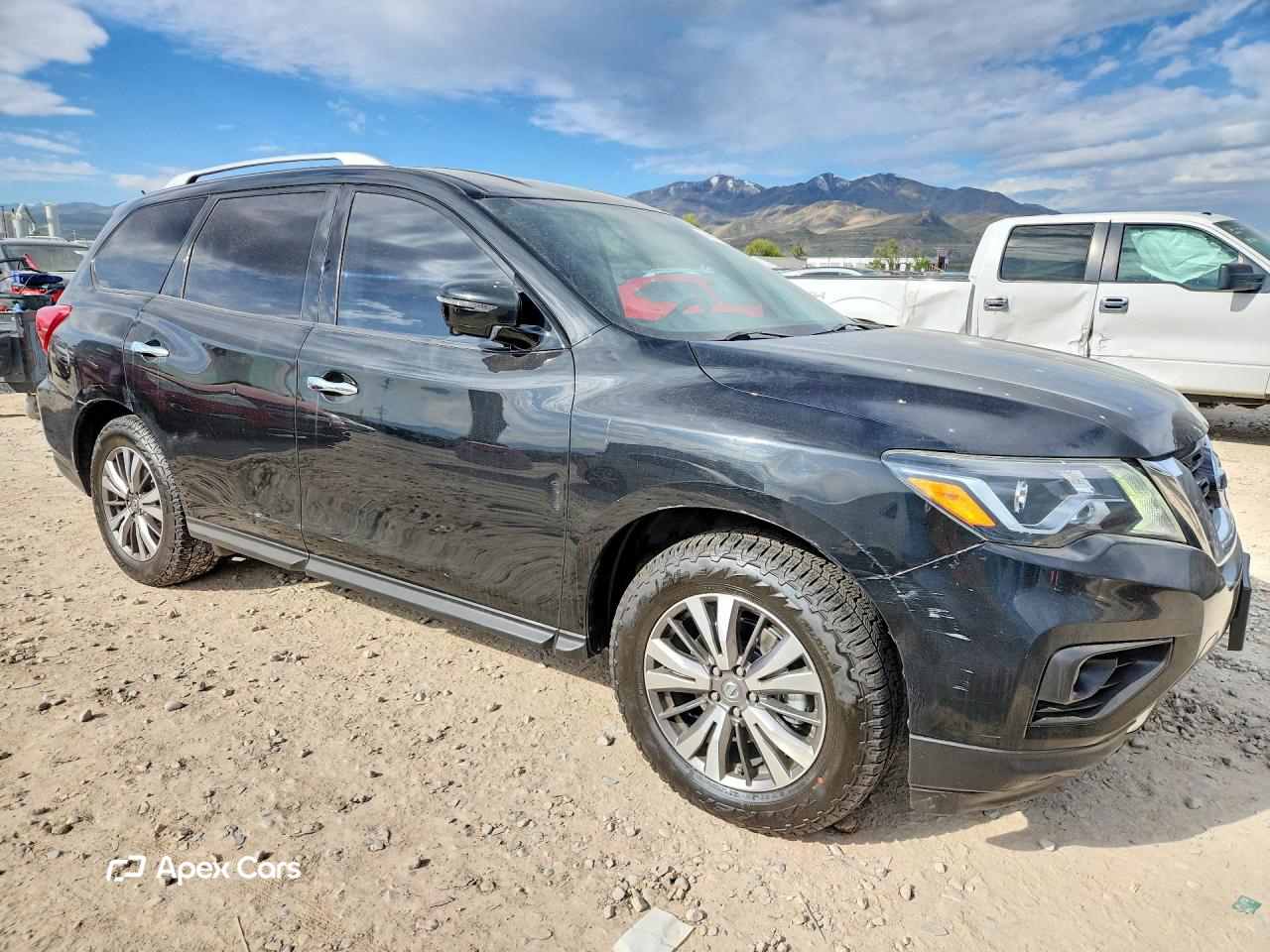 Nissan Pathfinder 2019