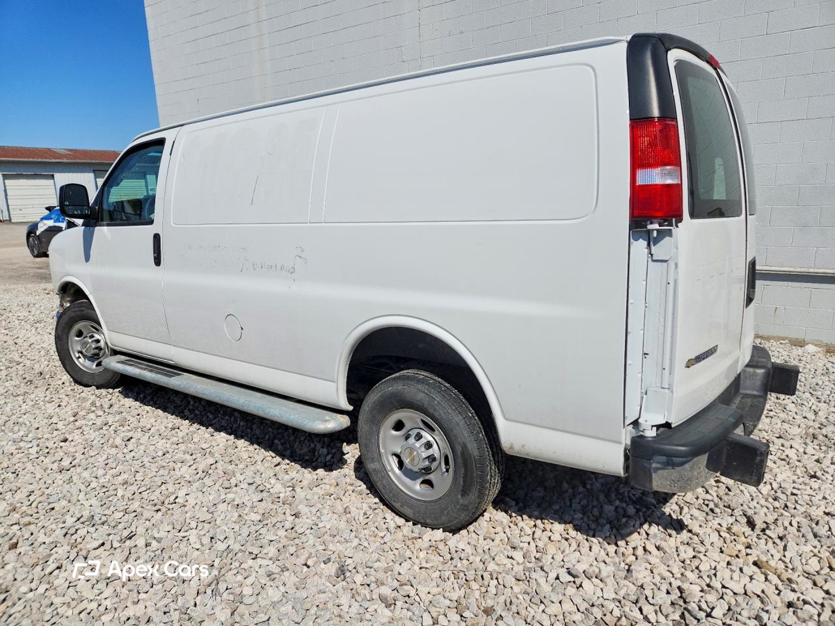 Chevrolet Express 2024