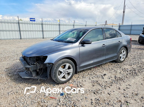 Volkswagen Jetta 2012 - Image 1 of 14