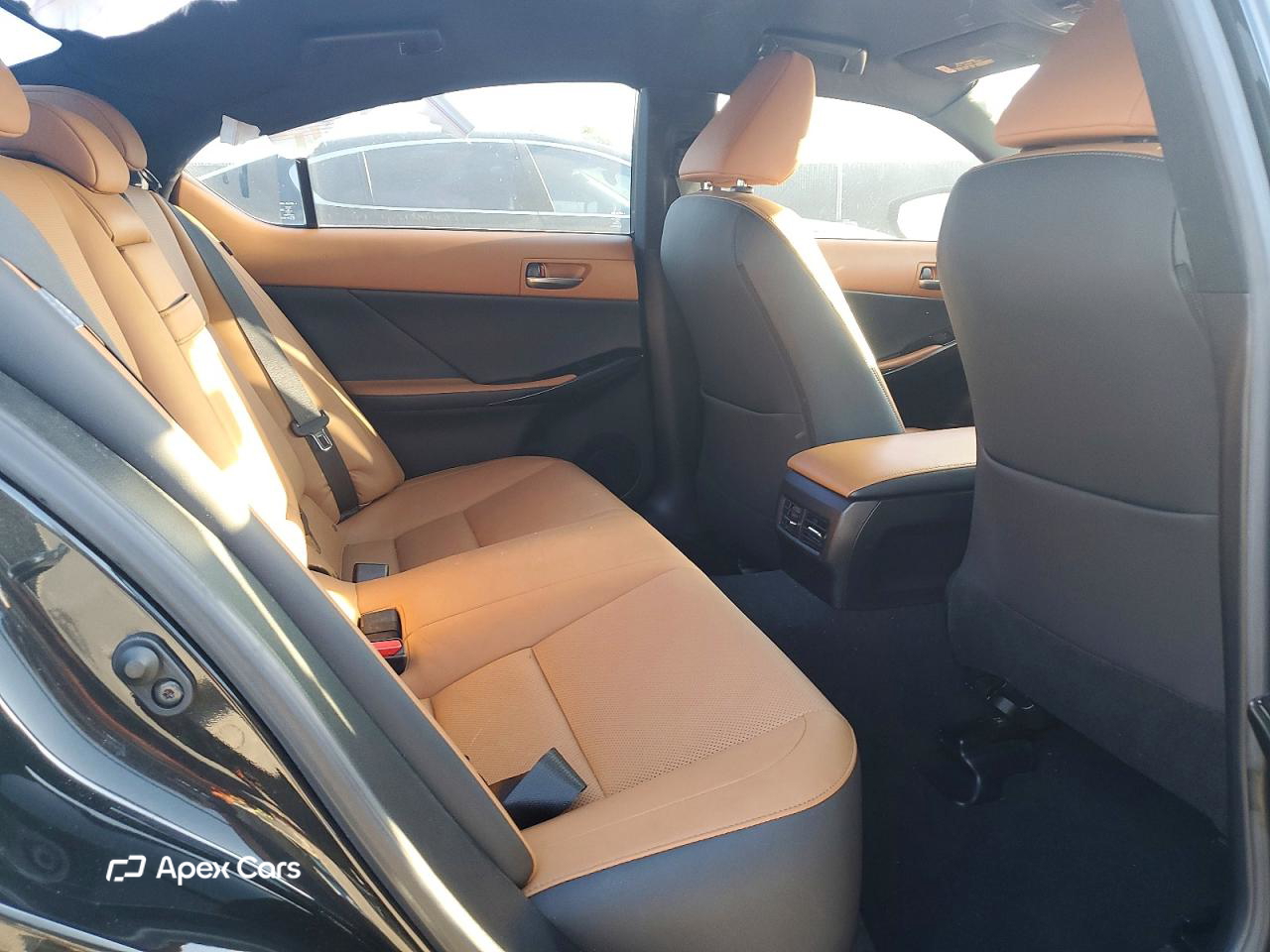 Lexus IS 2021