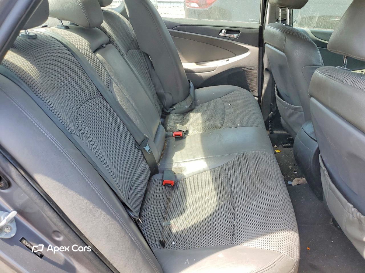 Hyundai Sonata 2012