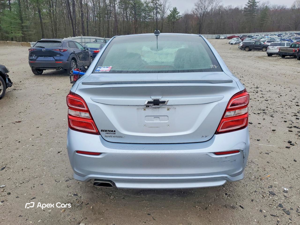 Chevrolet Sonic 2018