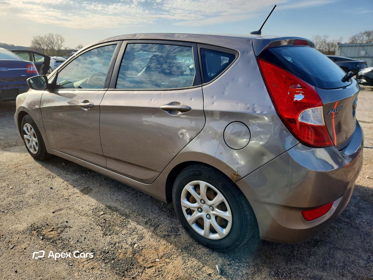 Hyundai Accent 2013