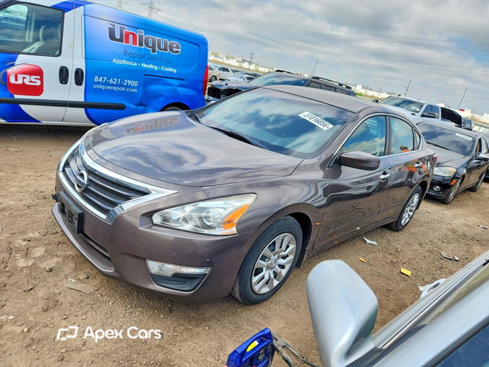 2014 Nissan Altima - Image 1 of 5