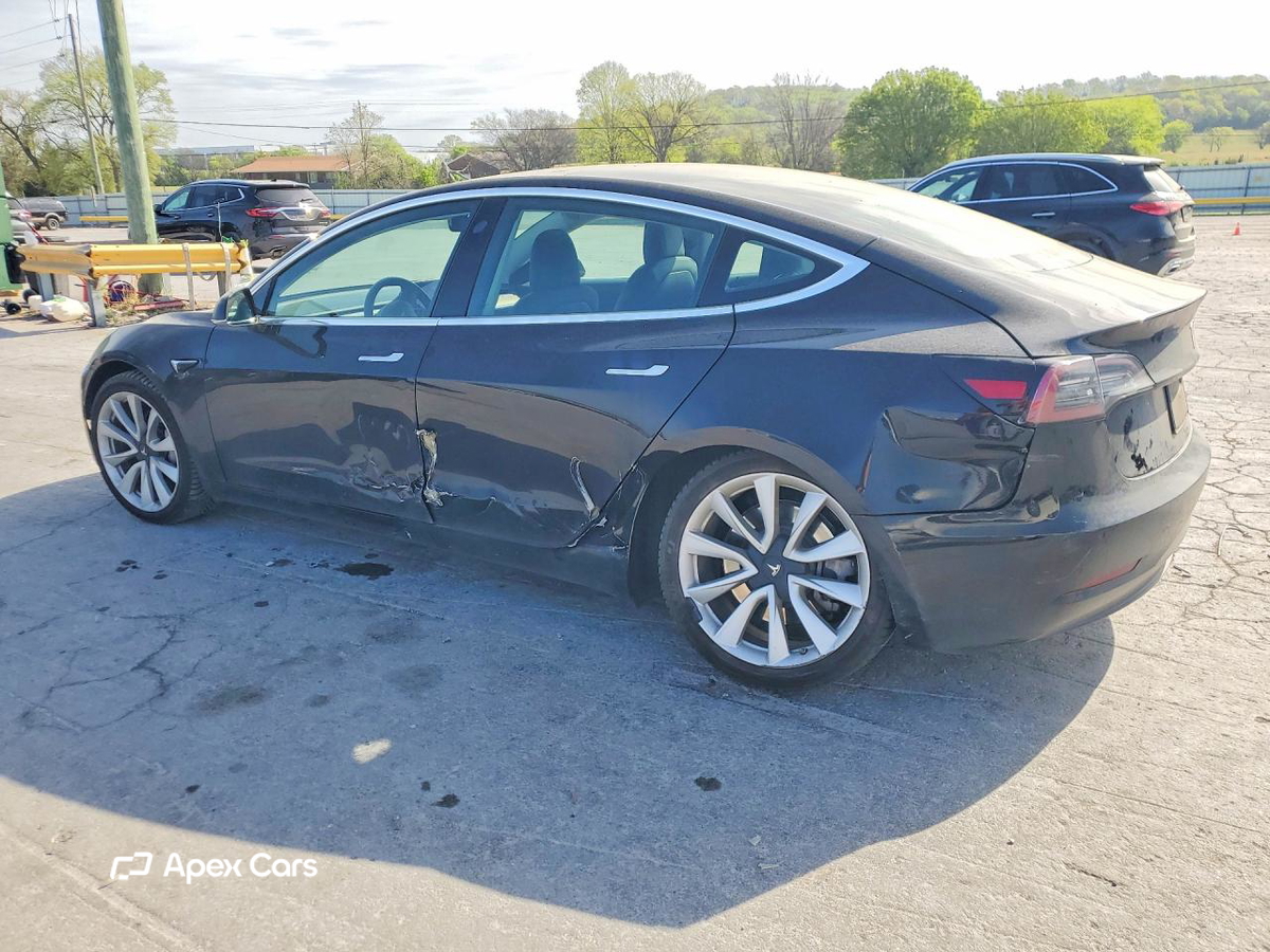 Tesla Model 3 2020