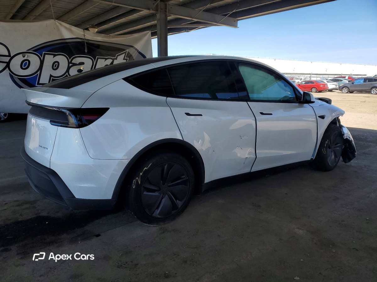 Tesla Model Y 2026