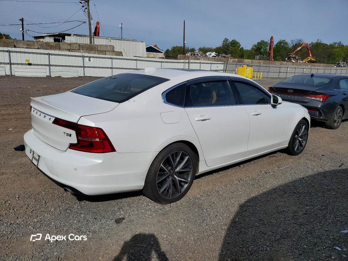 Volvo S90 2018