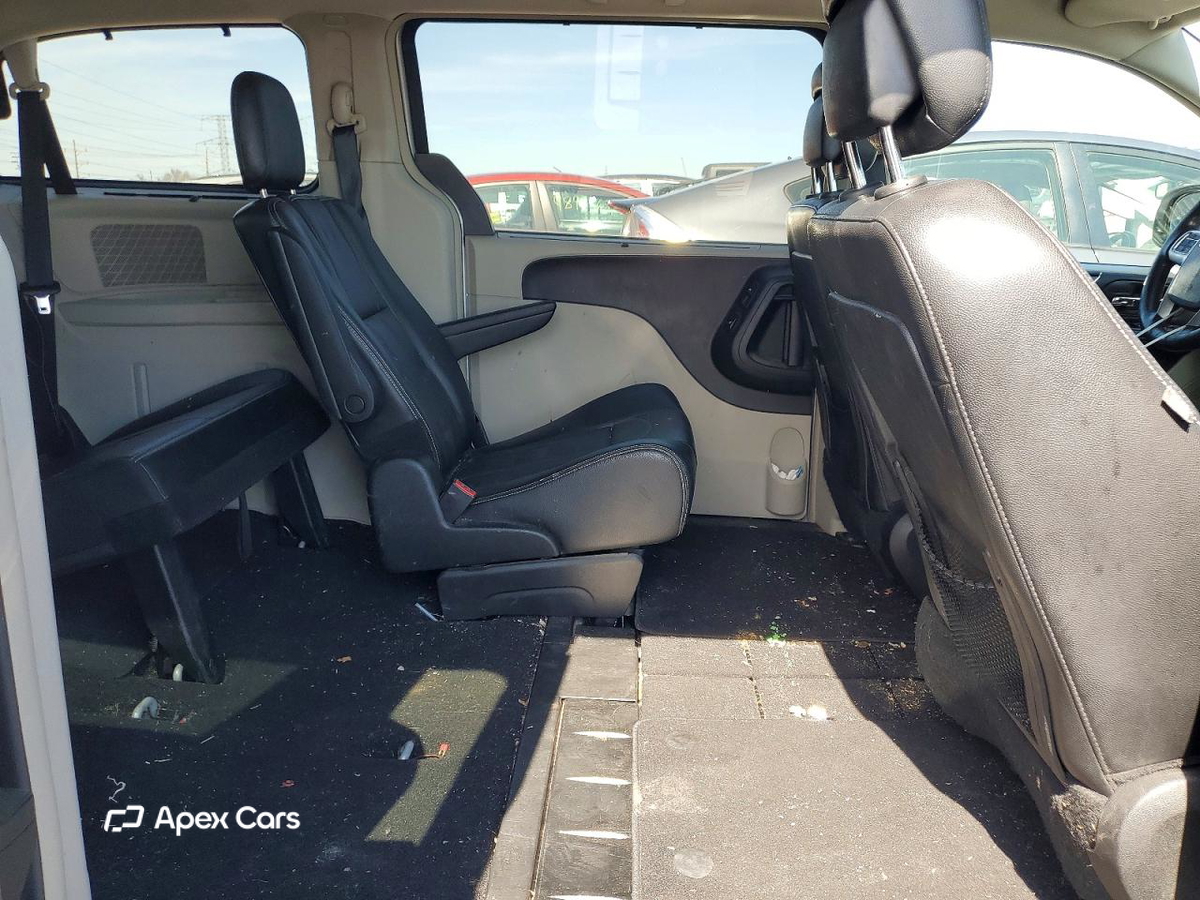 Chrysler Voyager 2013