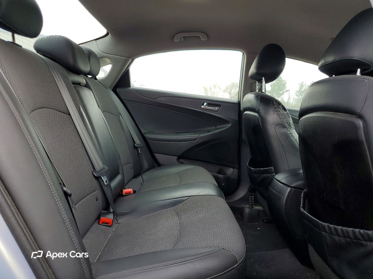 Hyundai Sonata 2012