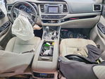 Toyota Highlander 2014