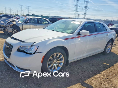 Chrysler 300 2019 - Image 1 of 13