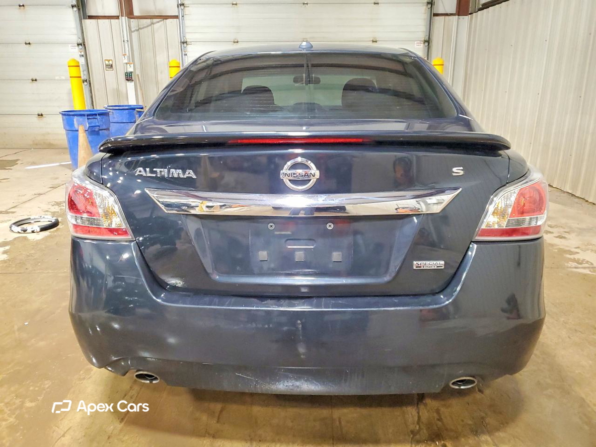 Nissan Altima 2015