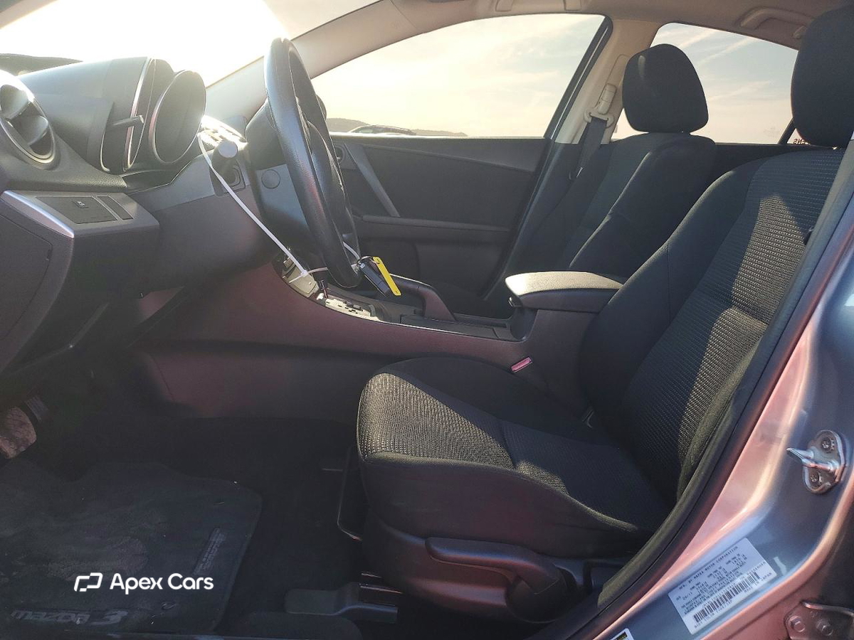 Mazda 3 2012