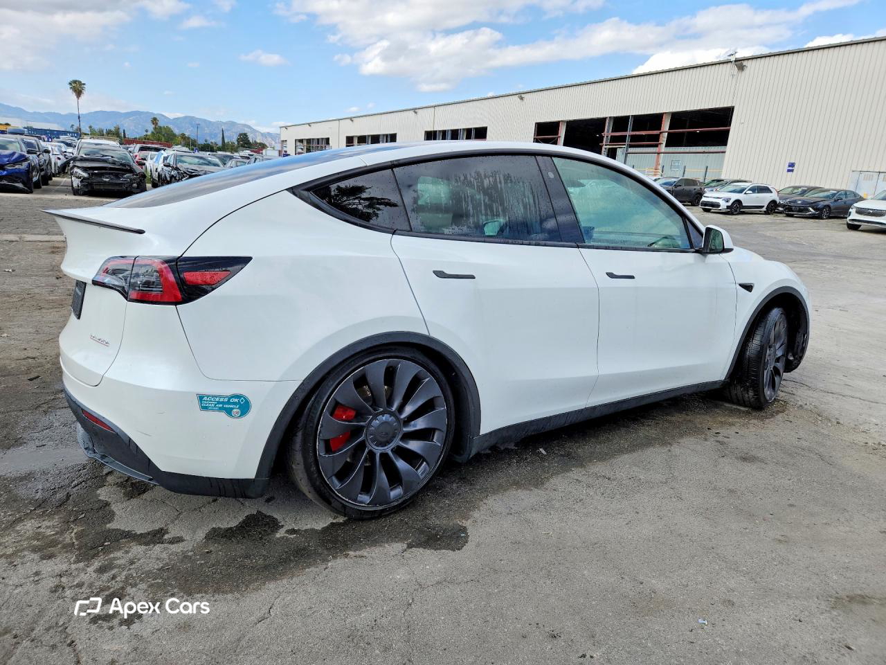 Tesla Model Y 2023