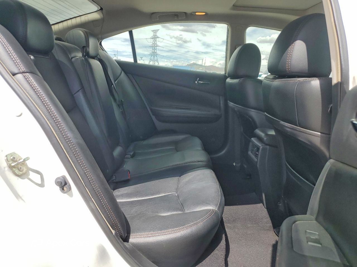 Nissan Maxima 2013