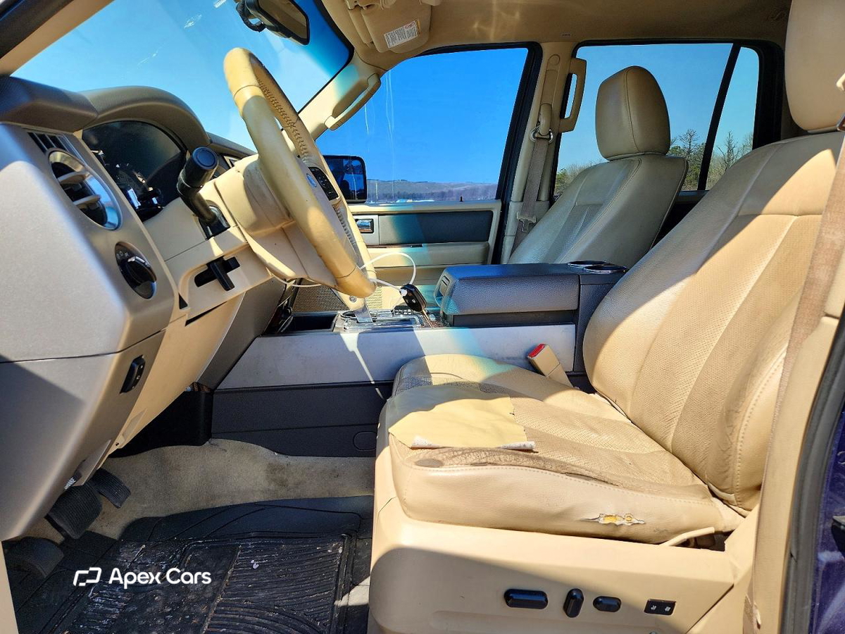 Ford Expedition 2014