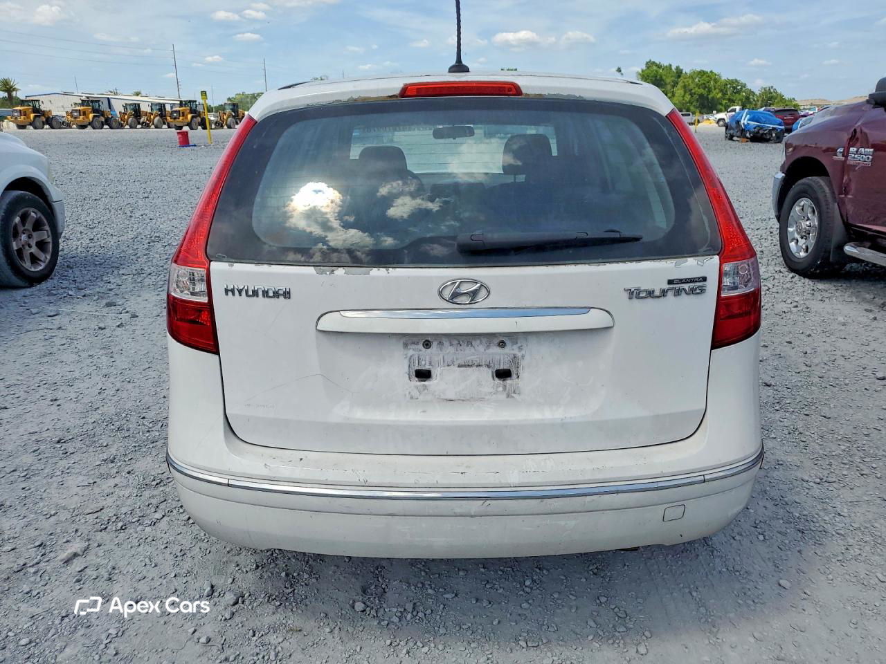 Hyundai Elantra 2012