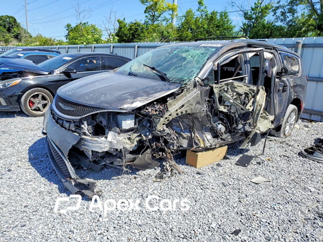 Chrysler Pacifica 2018 - Zdjęcie 1 z 15