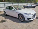 Tesla Model S 2013