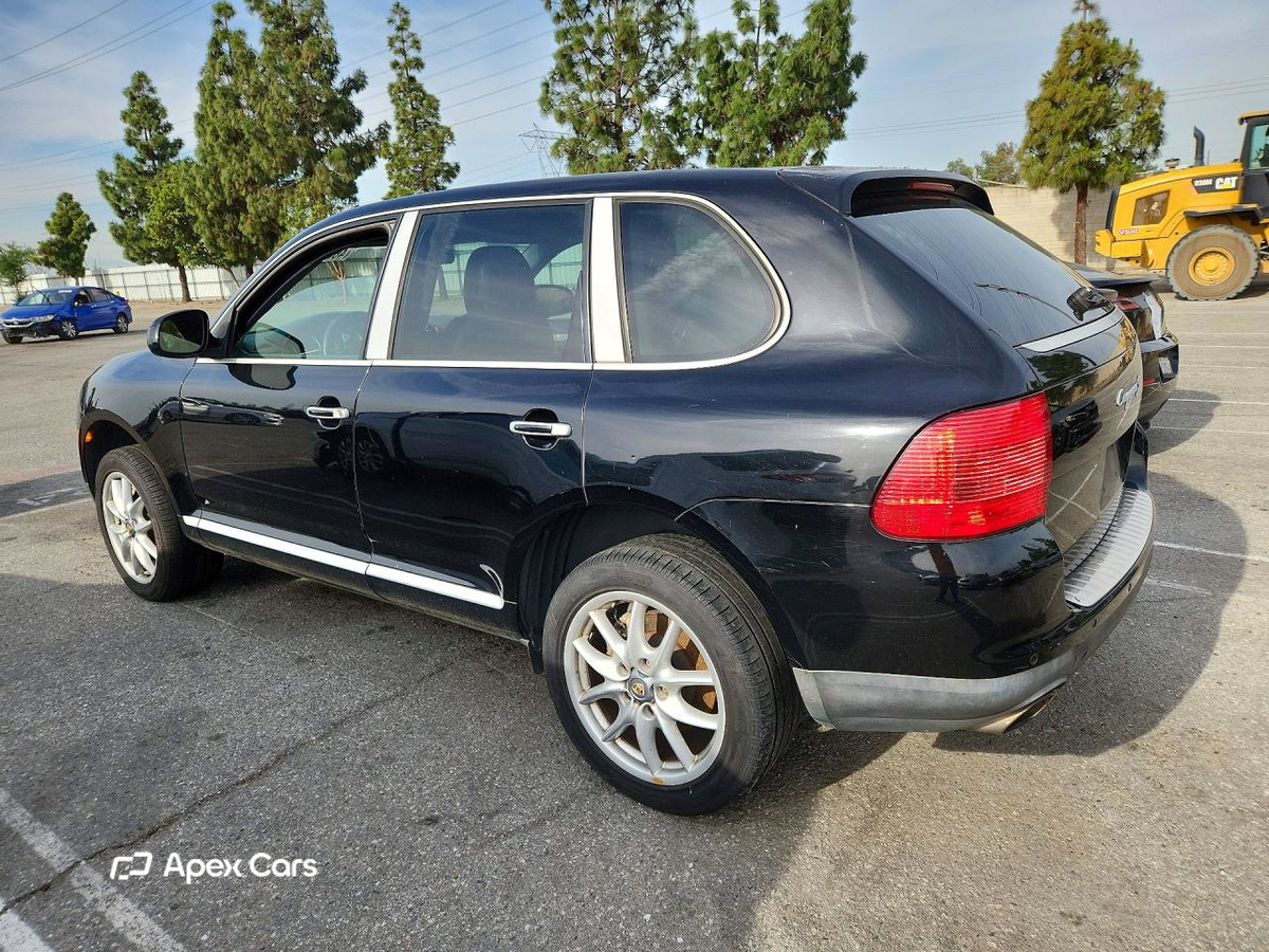 Porsche Cayenne 2005