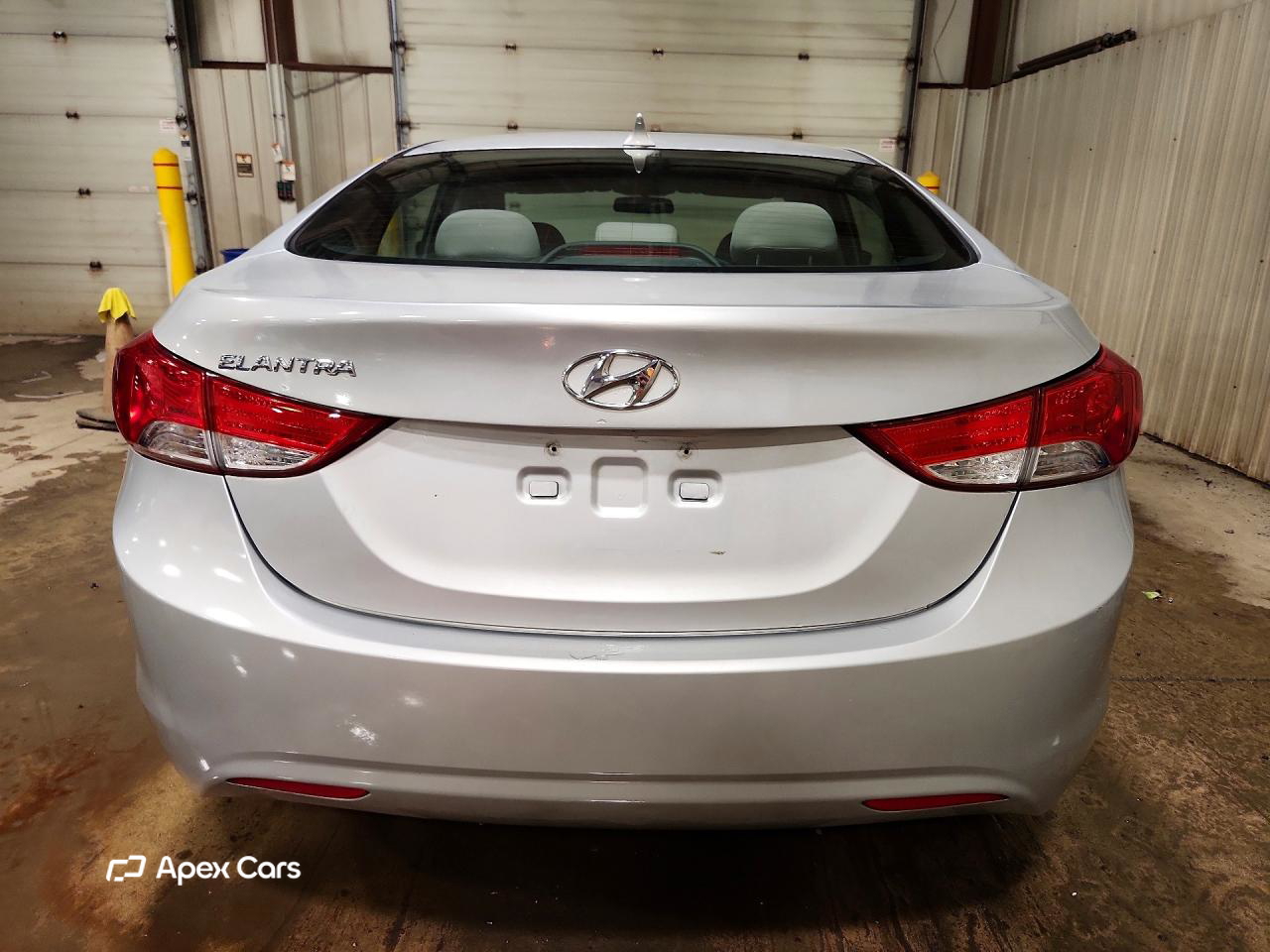 Hyundai Elantra 2013