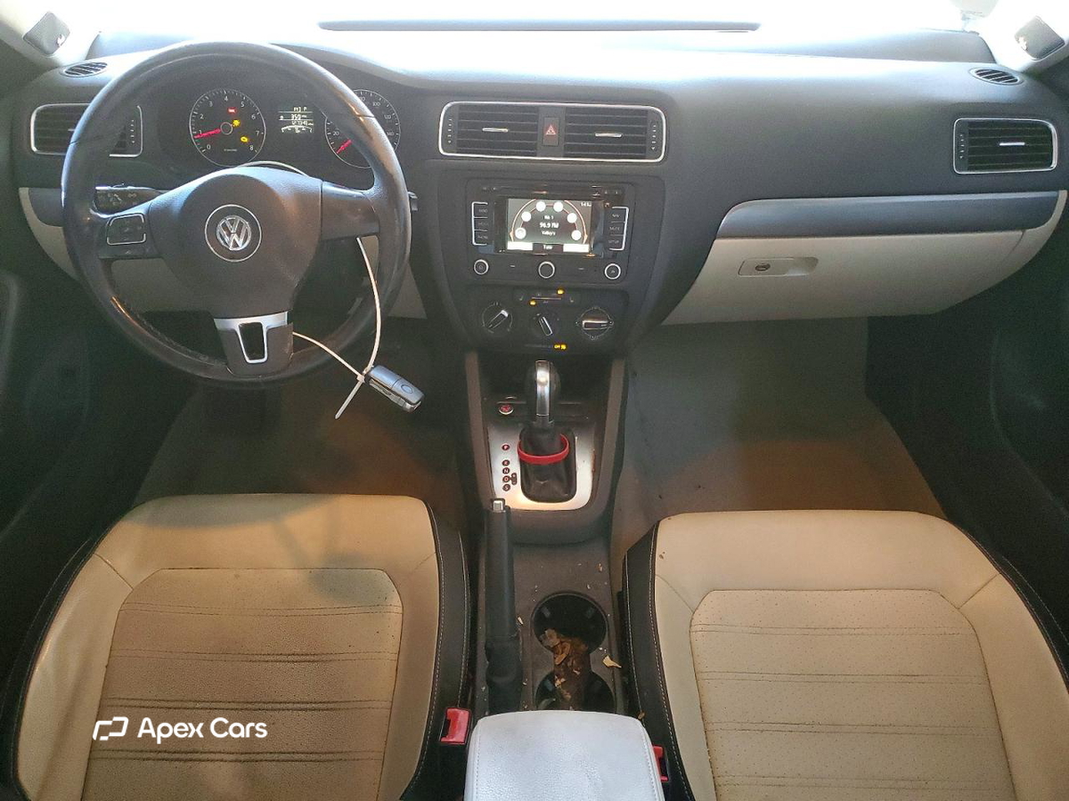Volkswagen Jetta 2014