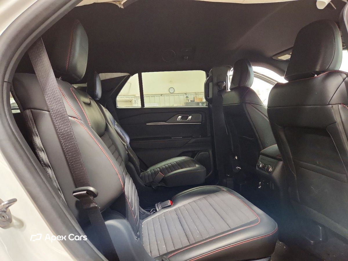 Ford Explorer 2025