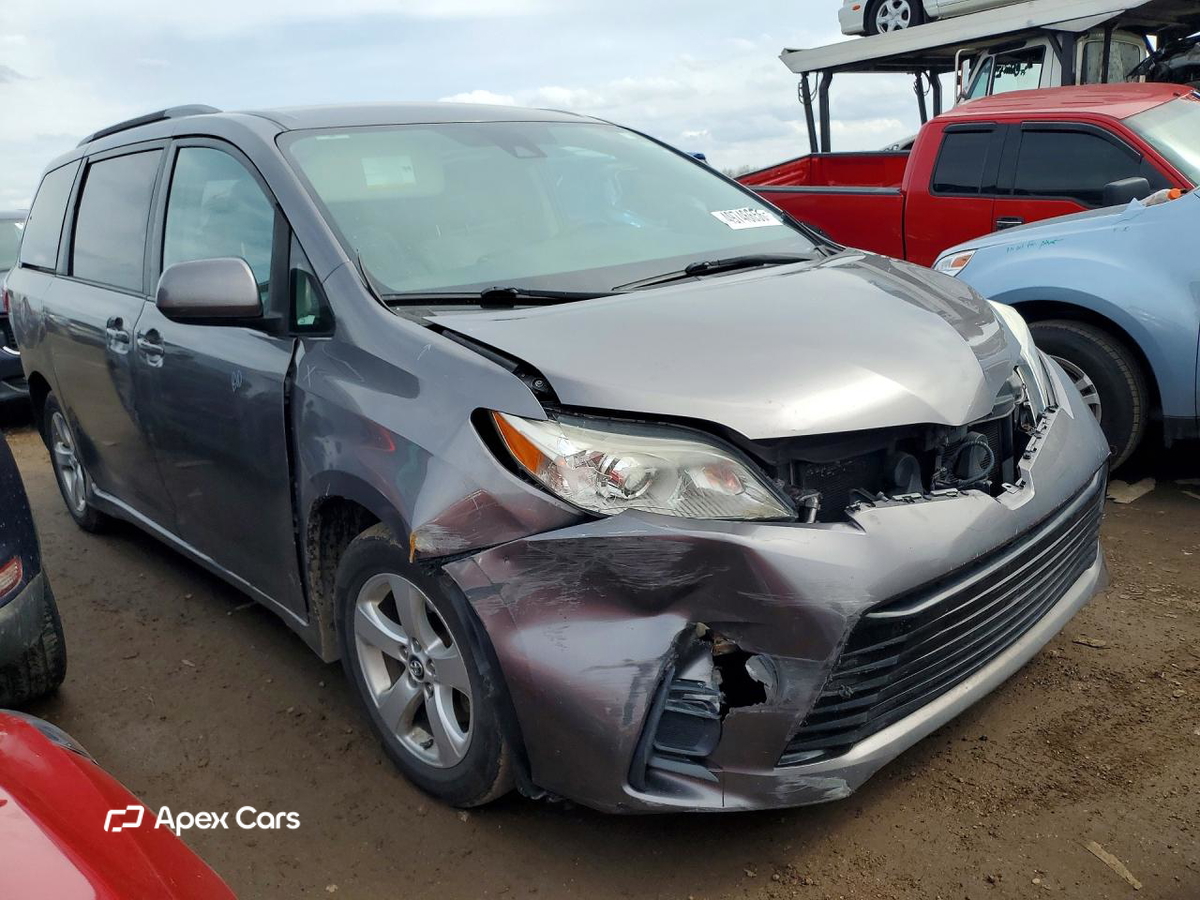 Toyota Sienna 2018