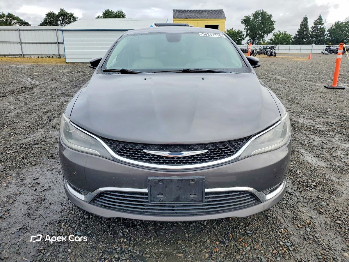 Chrysler 200 2015