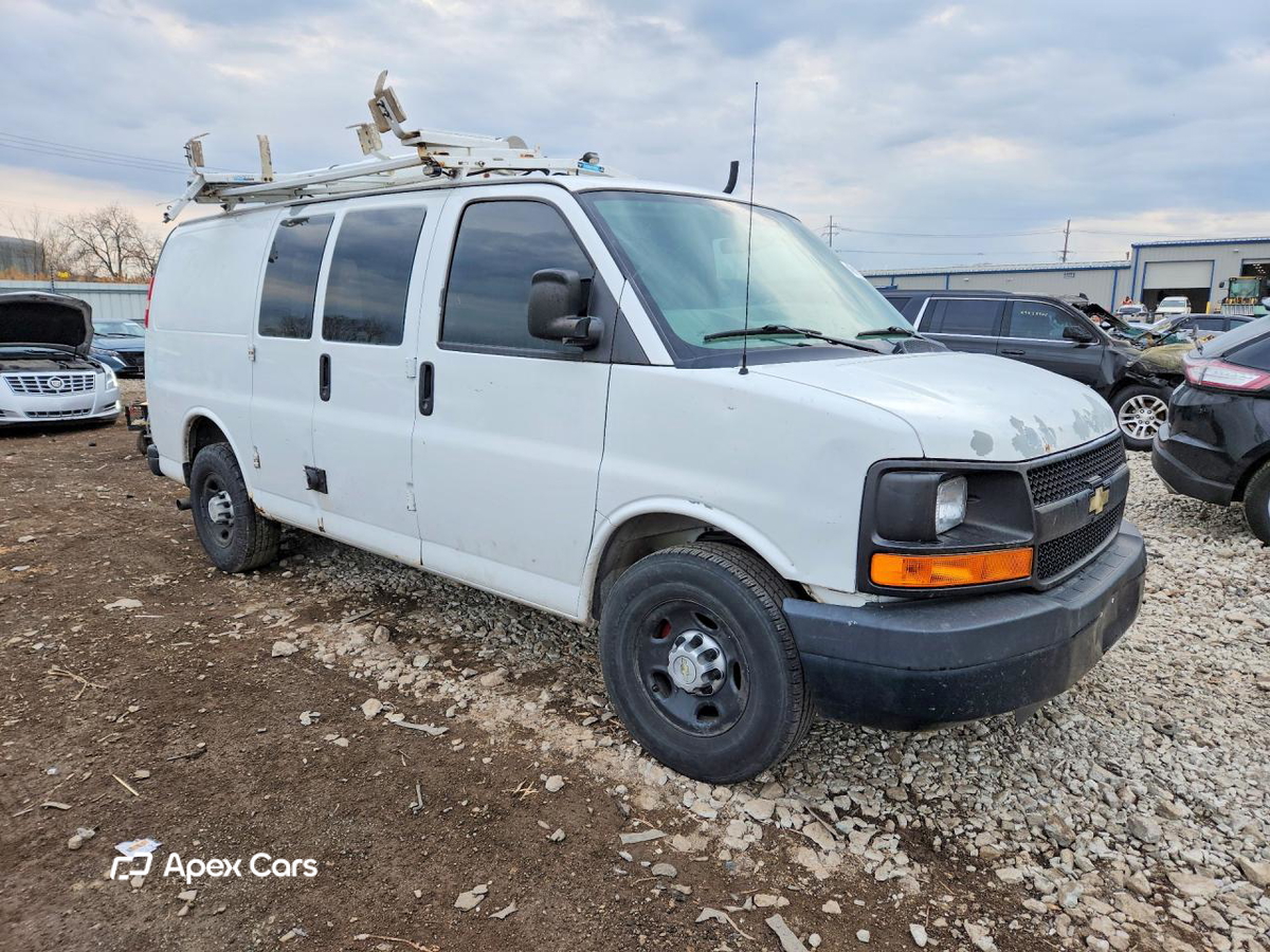 Chevrolet Express 2012