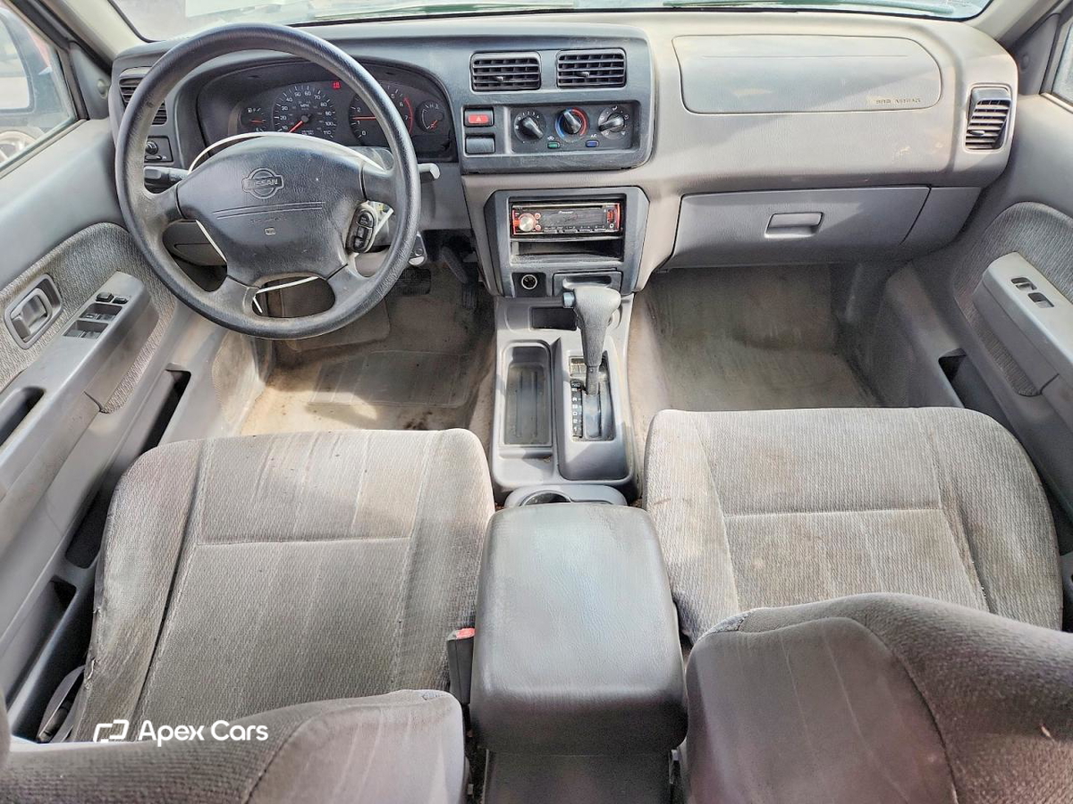 Nissan Navara (Frontier) 2000
