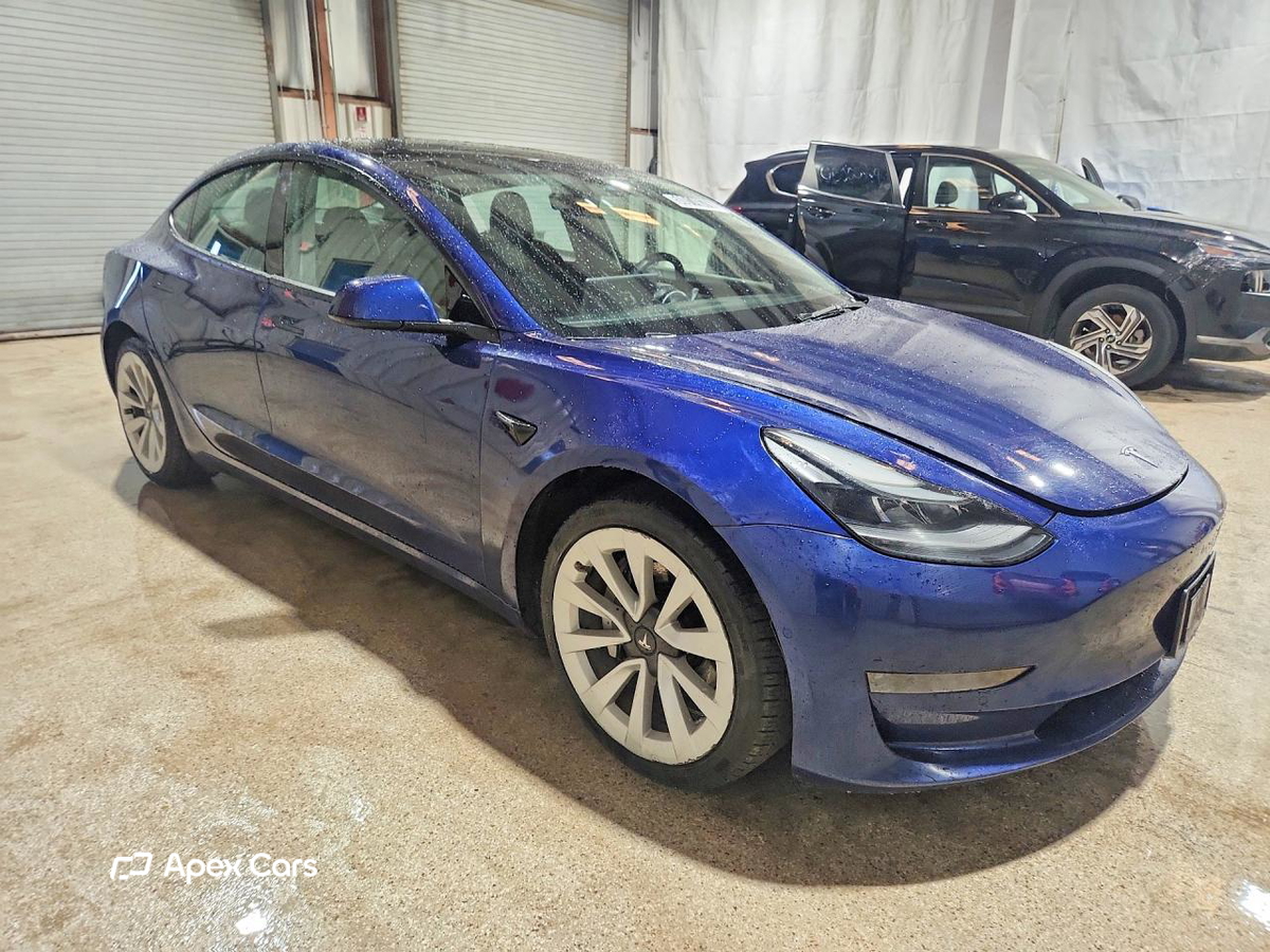 Tesla Model 3 2022