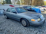 Ford Crown Victoria 2003