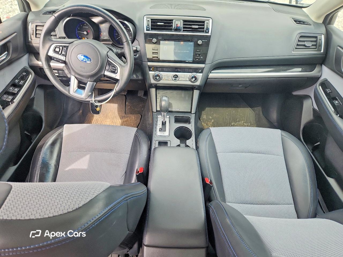 Subaru Legacy 2017