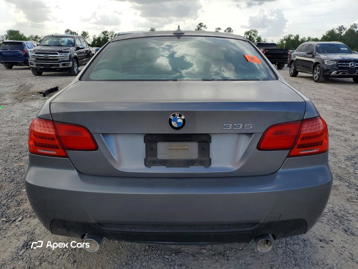 BMW Series 3 2011