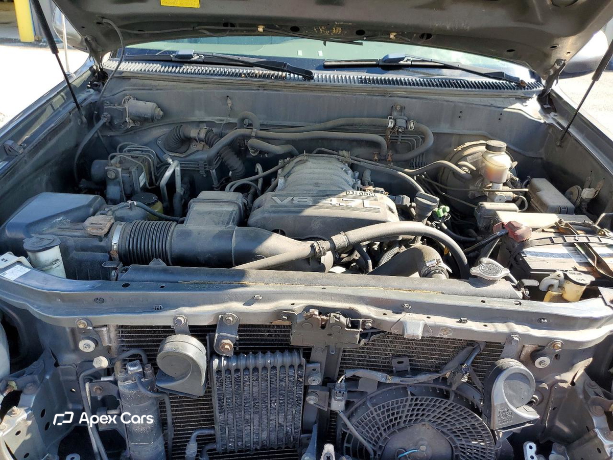 Toyota Sequoia 2003