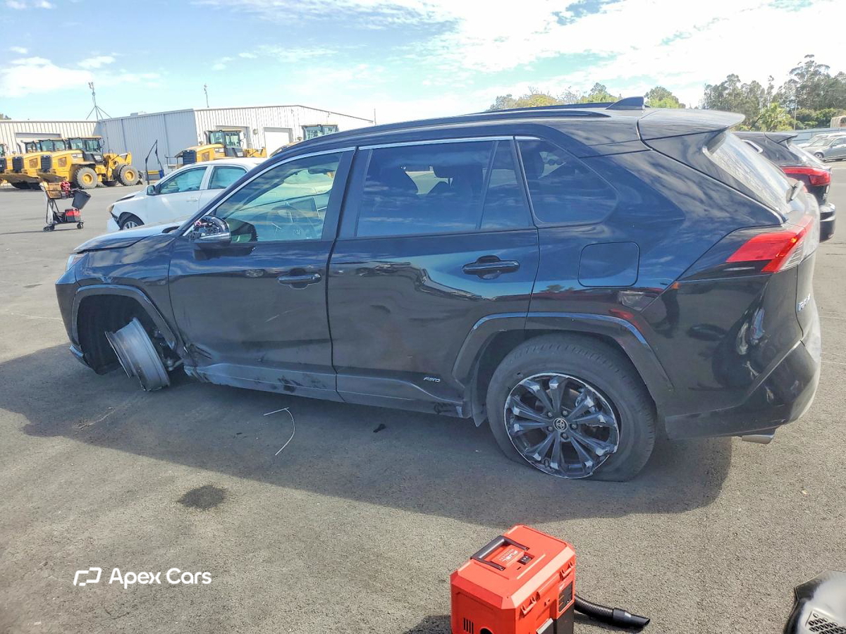 Toyota RAV 4 2025