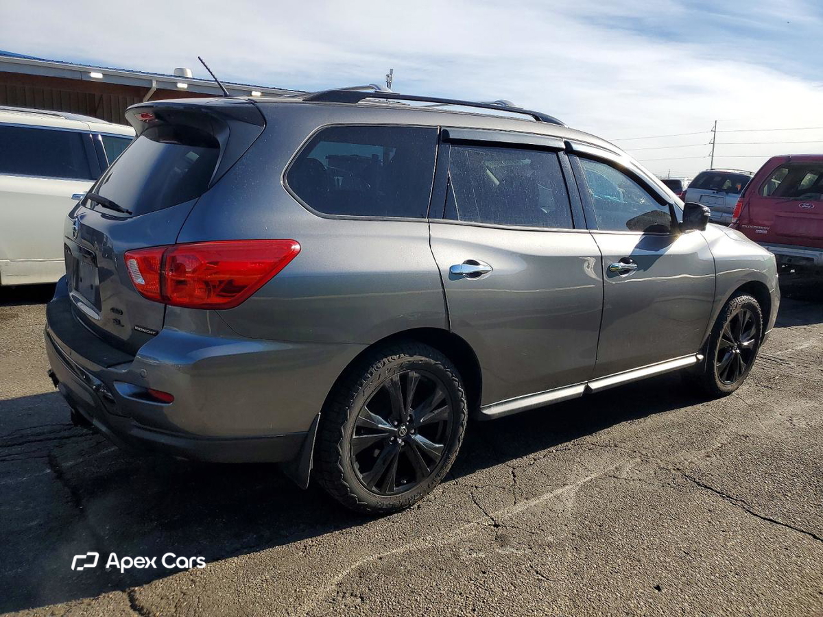 Nissan Pathfinder 2018