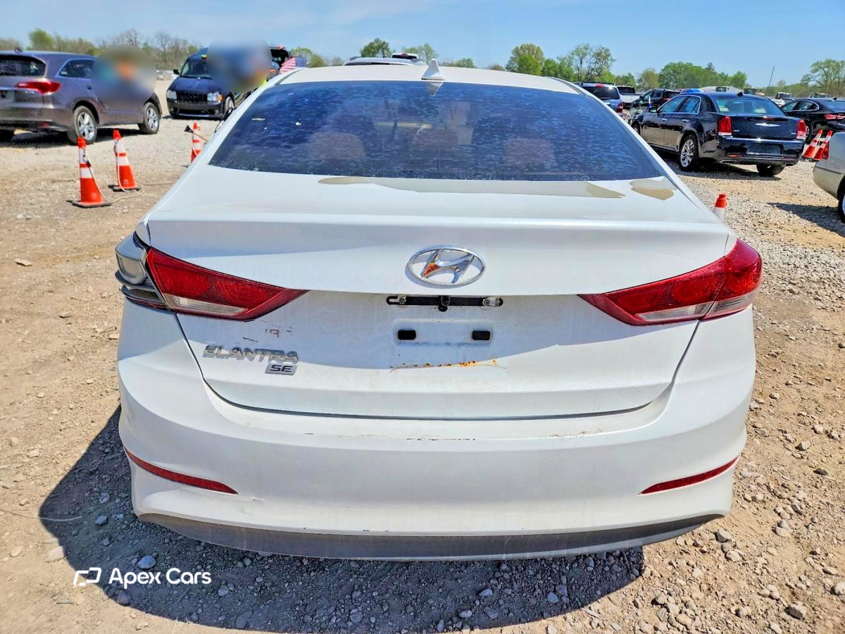Hyundai Elantra 2017