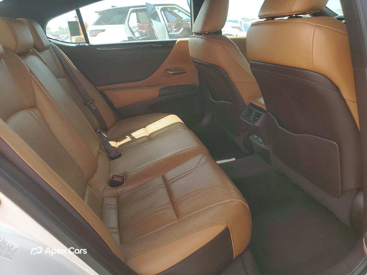 Lexus ES 2019