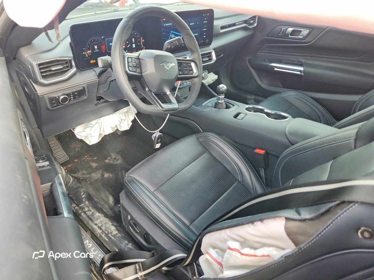 Ford Mustang 2025