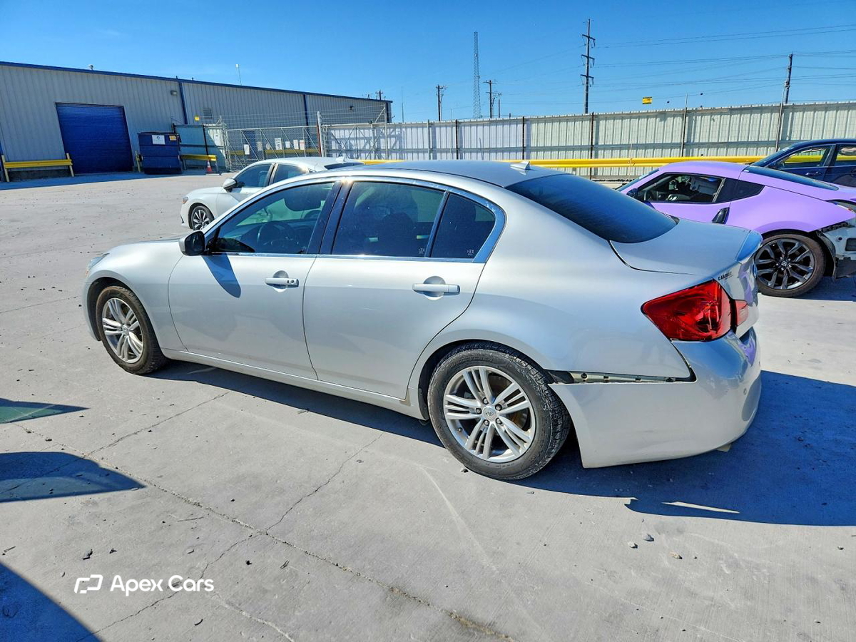 Infiniti G 2013