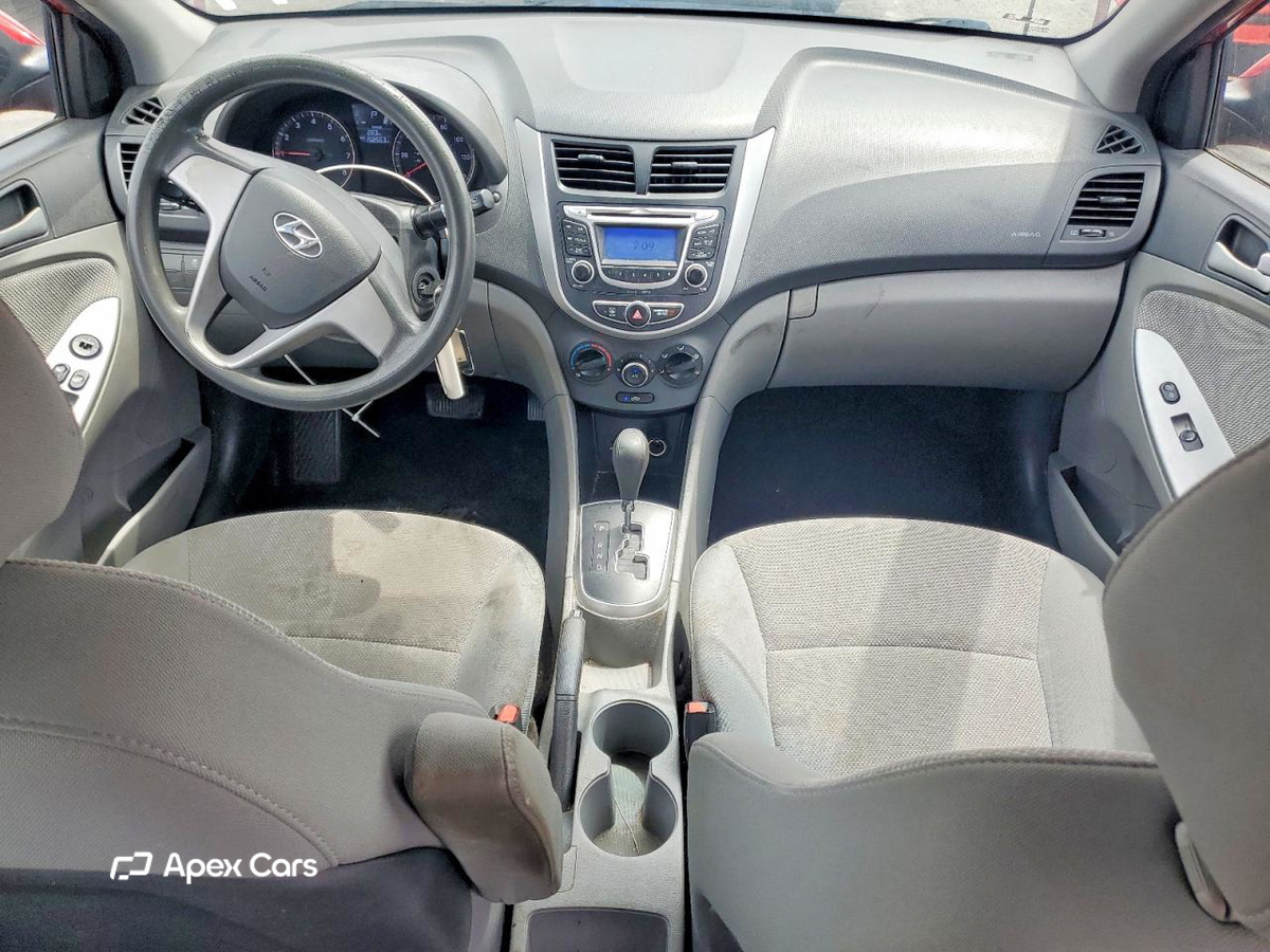 Hyundai Accent 2013