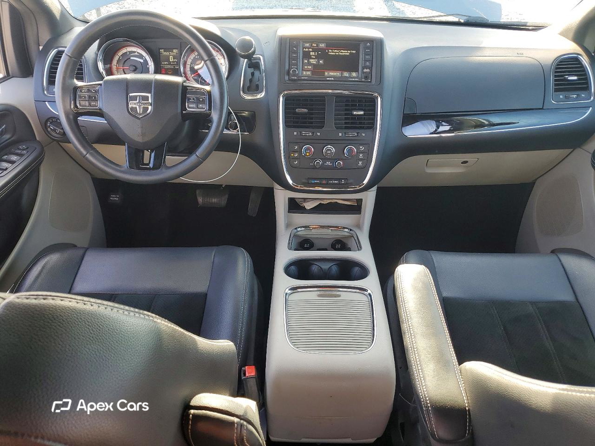 Dodge Caravan 2017