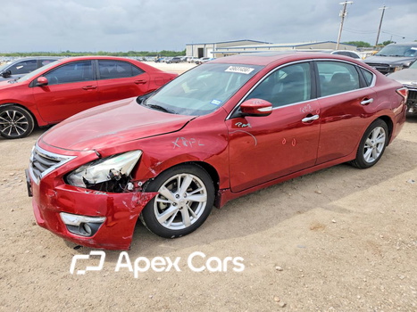 Nissan Altima 2015 - Image 1 of 13