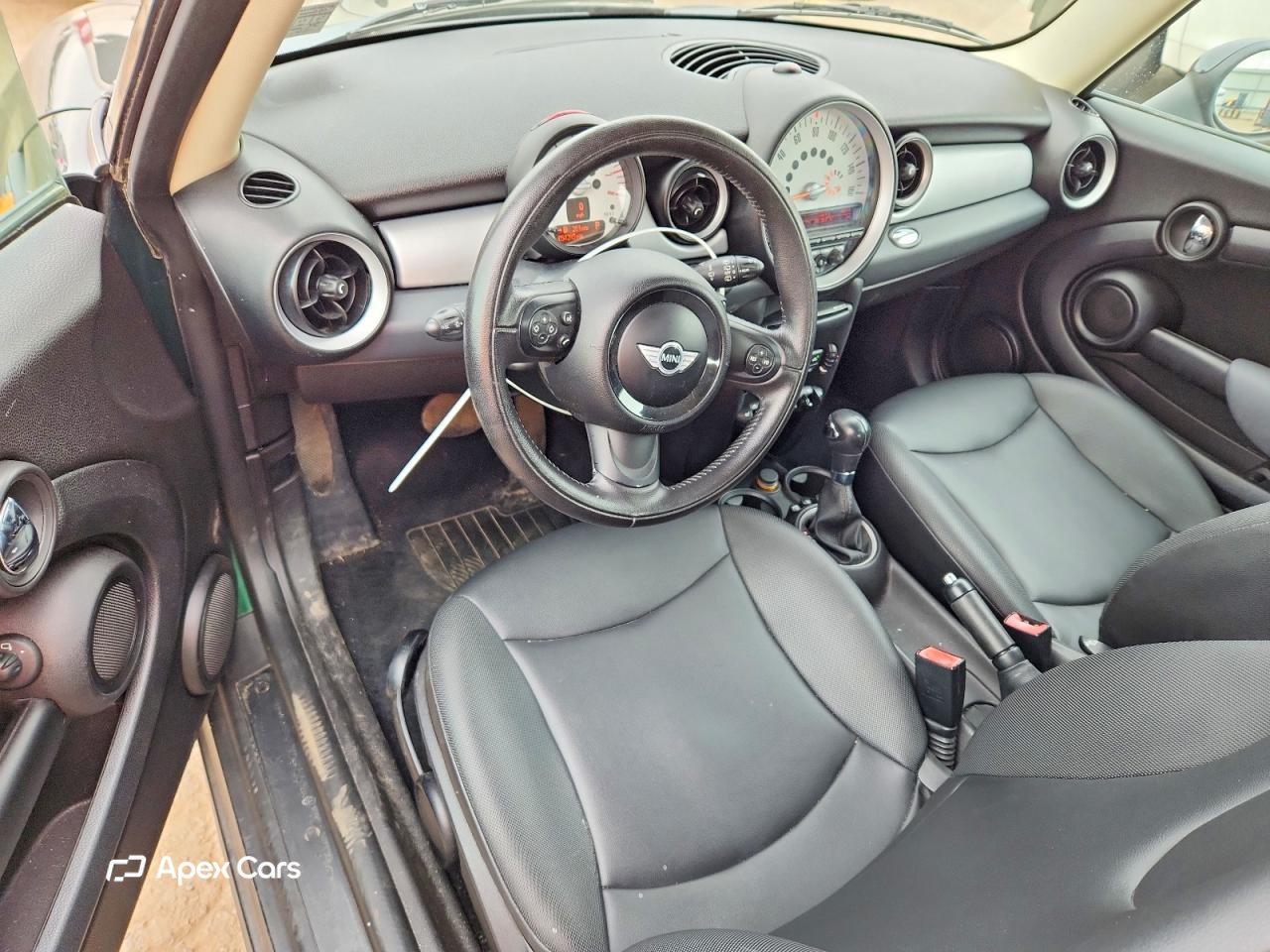 MINI Cooper 2012
