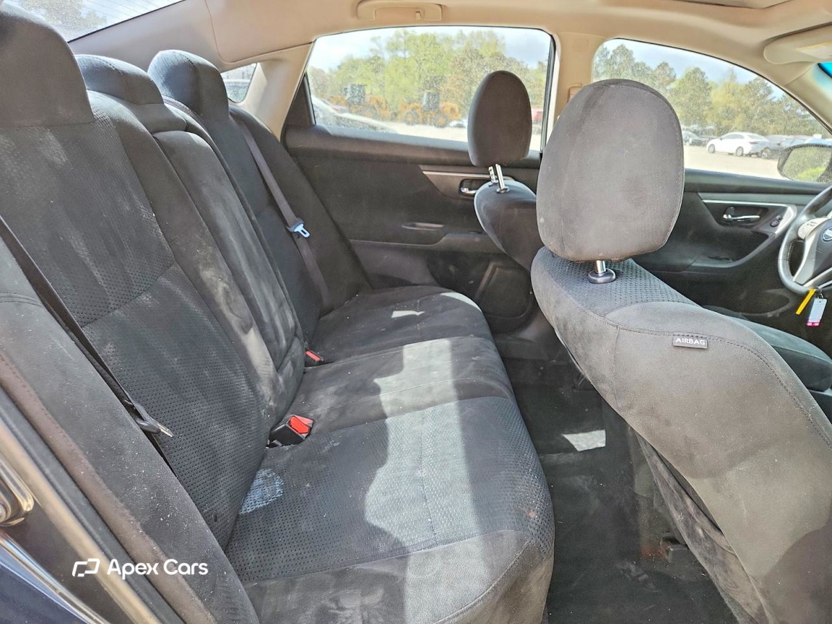 Nissan Altima 2015