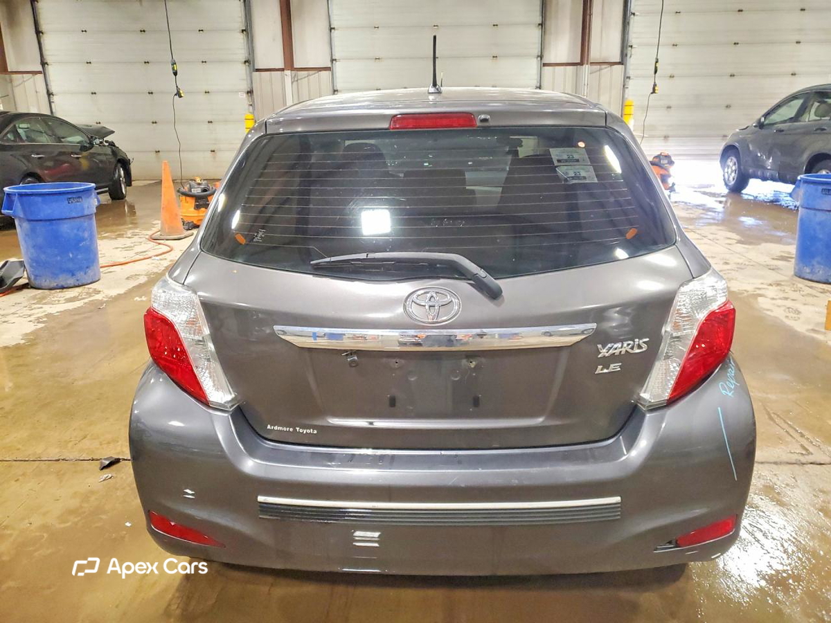 Toyota Yaris 2012