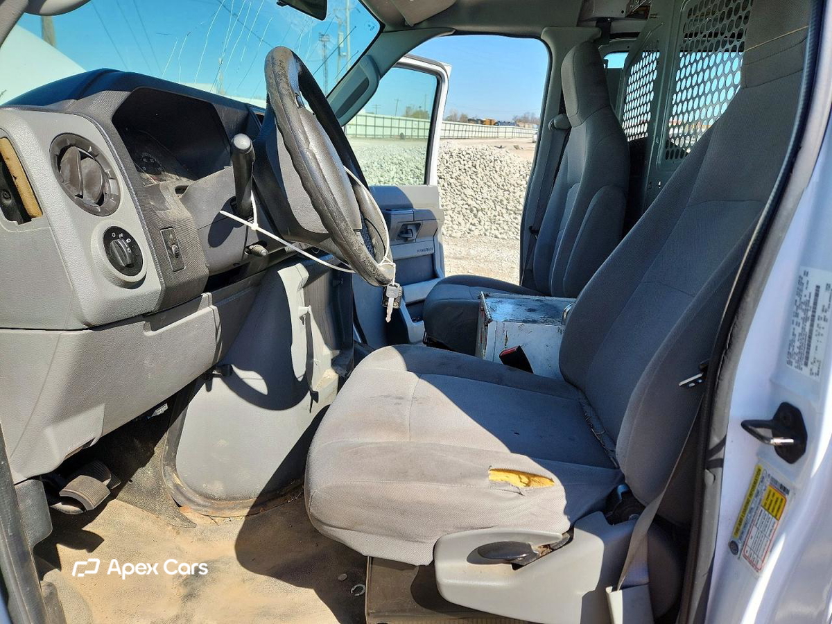 Ford Econoline 2013